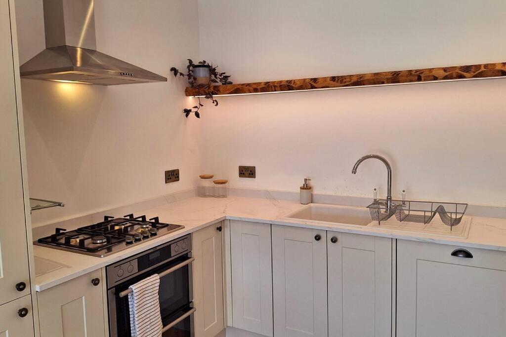 Rural Cornish Cottage Труро Экстерьер фото